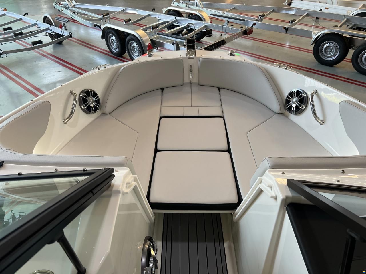 Sea Ray 210 SPX OB