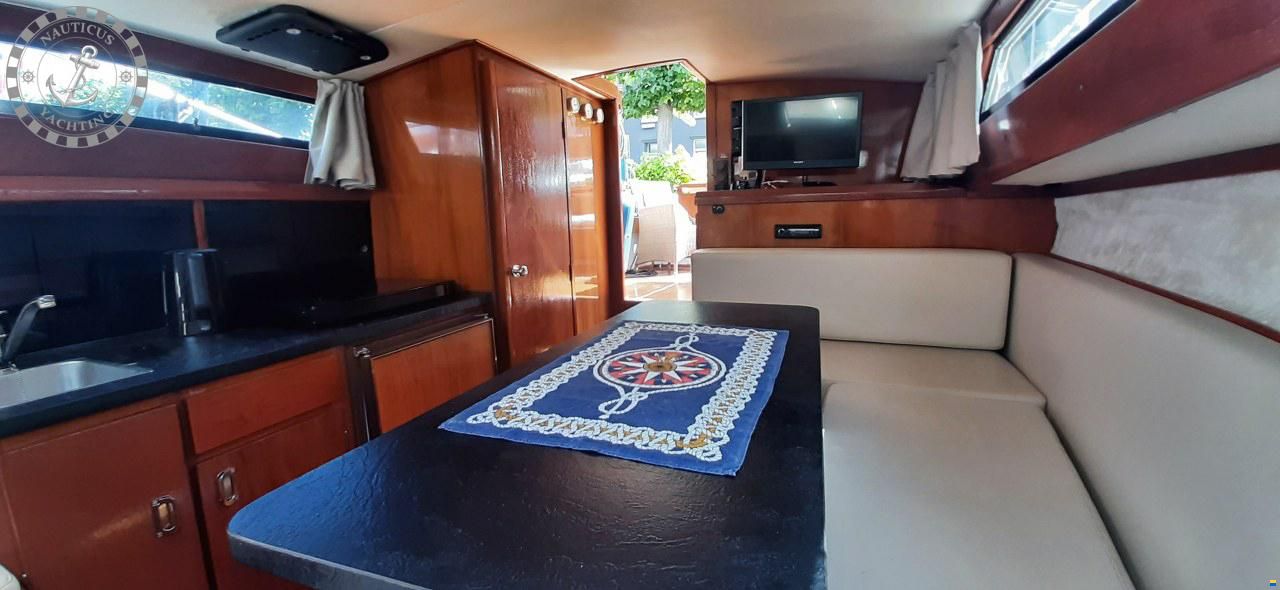 Trojan 25 Express
