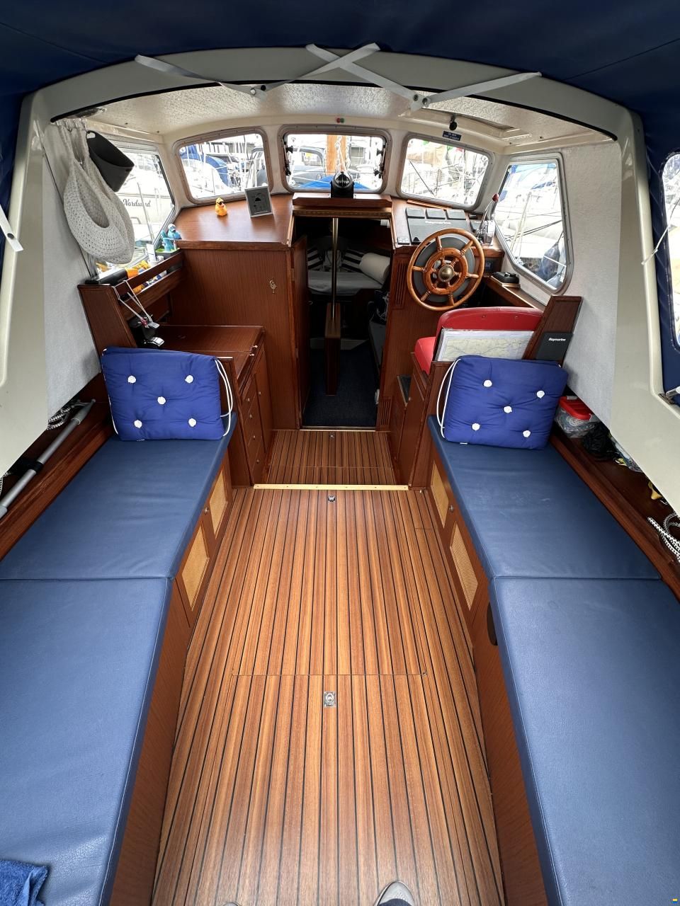 LM 27