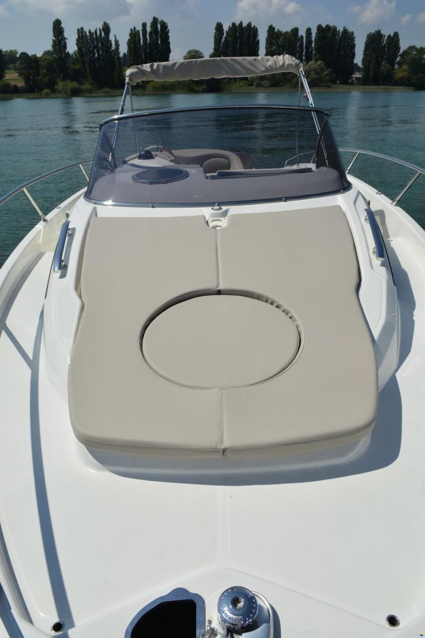 Cranchi Endurance 30