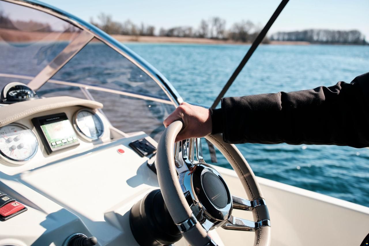 Cranchi Endurance 30