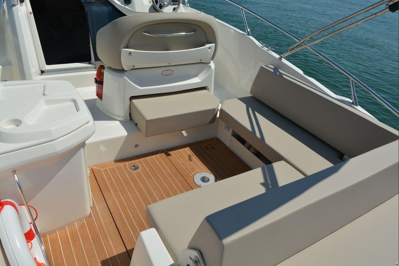 Cranchi Endurance 30