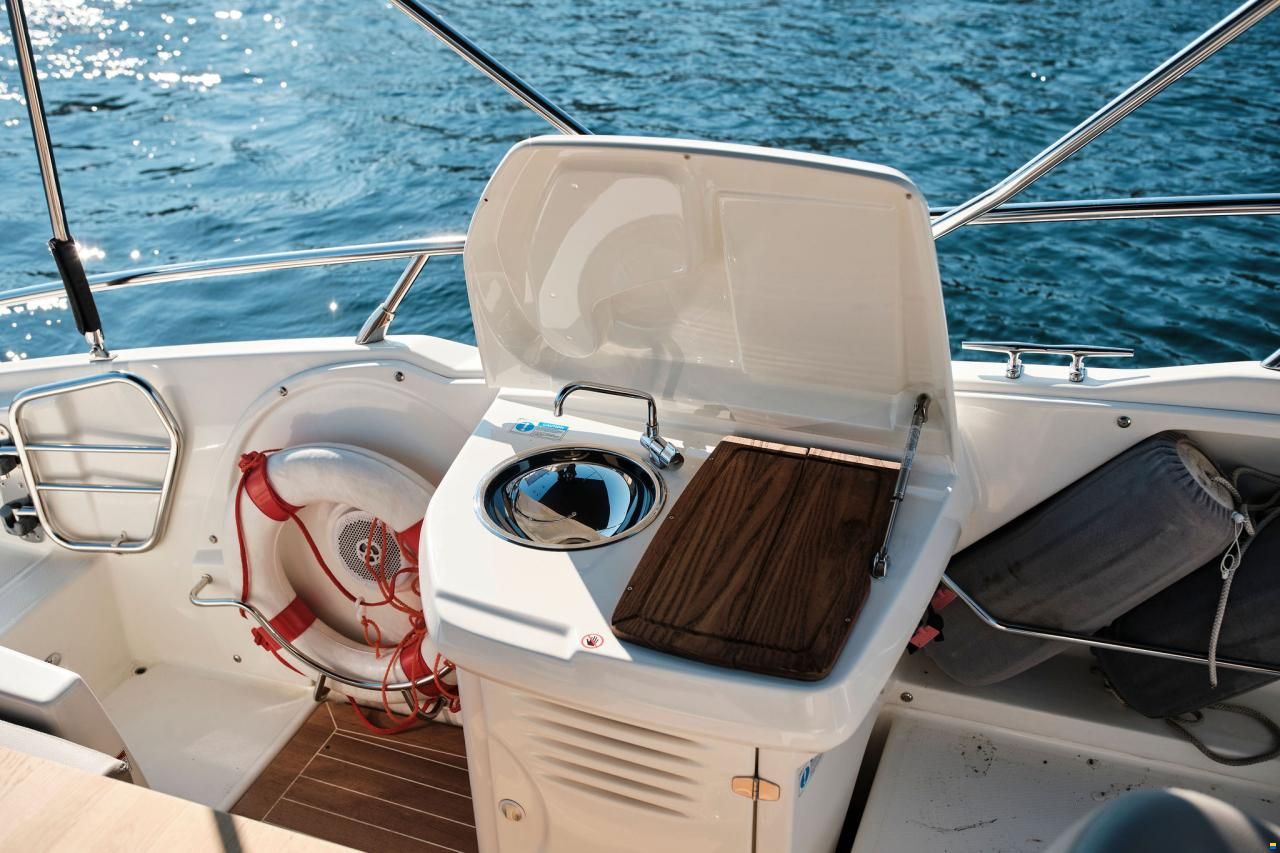 Cranchi Endurance 30