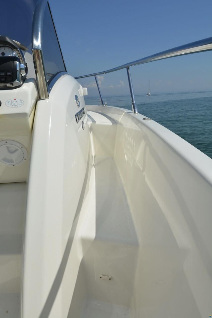 Cranchi Endurance 30