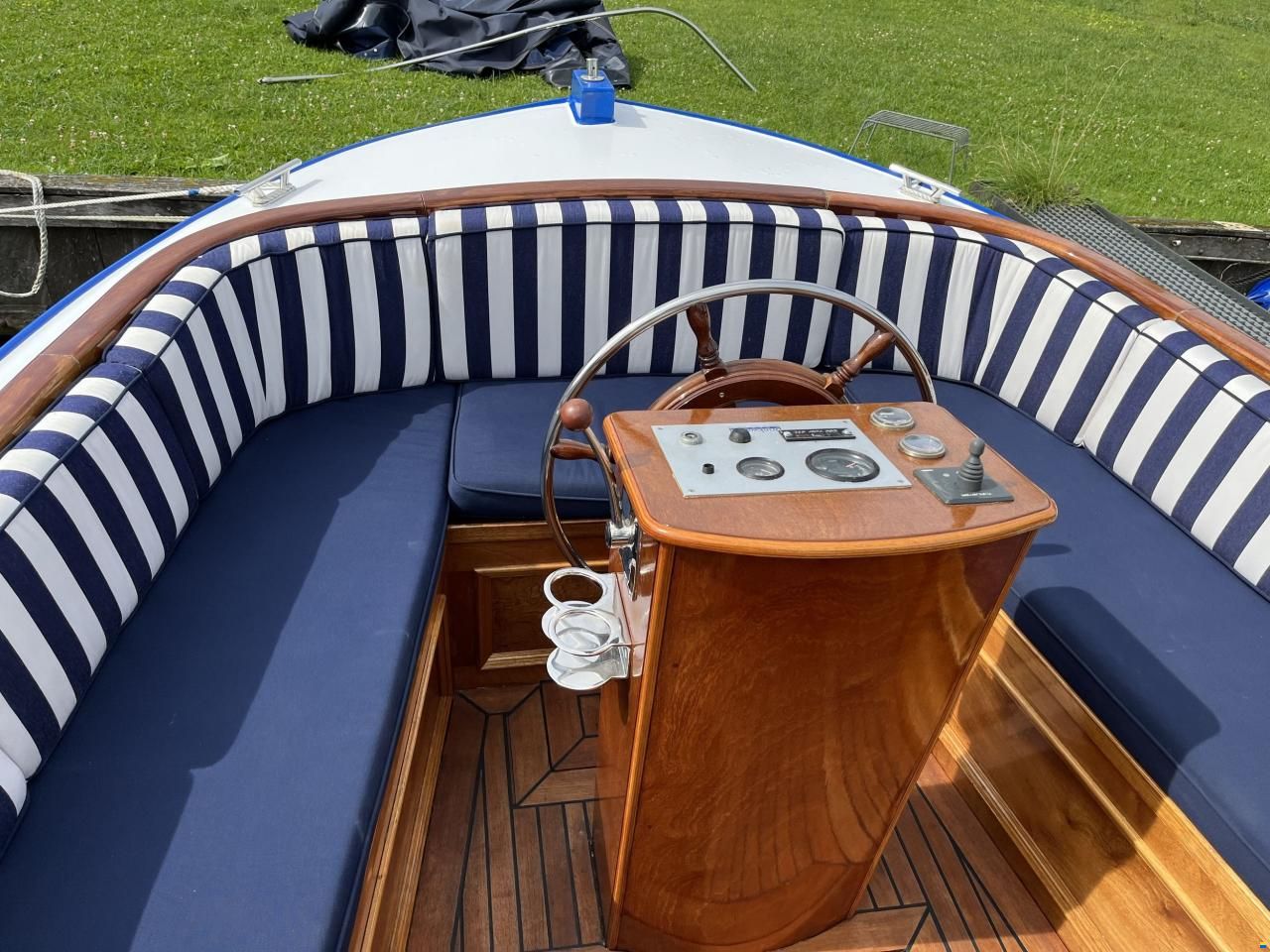 Sloep Van Seinen ( 200 Uur) Marine 800