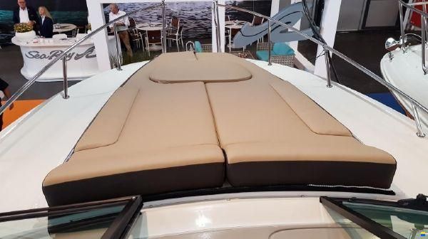Sea Ray Sundancer (DAE) 265 & Trailer