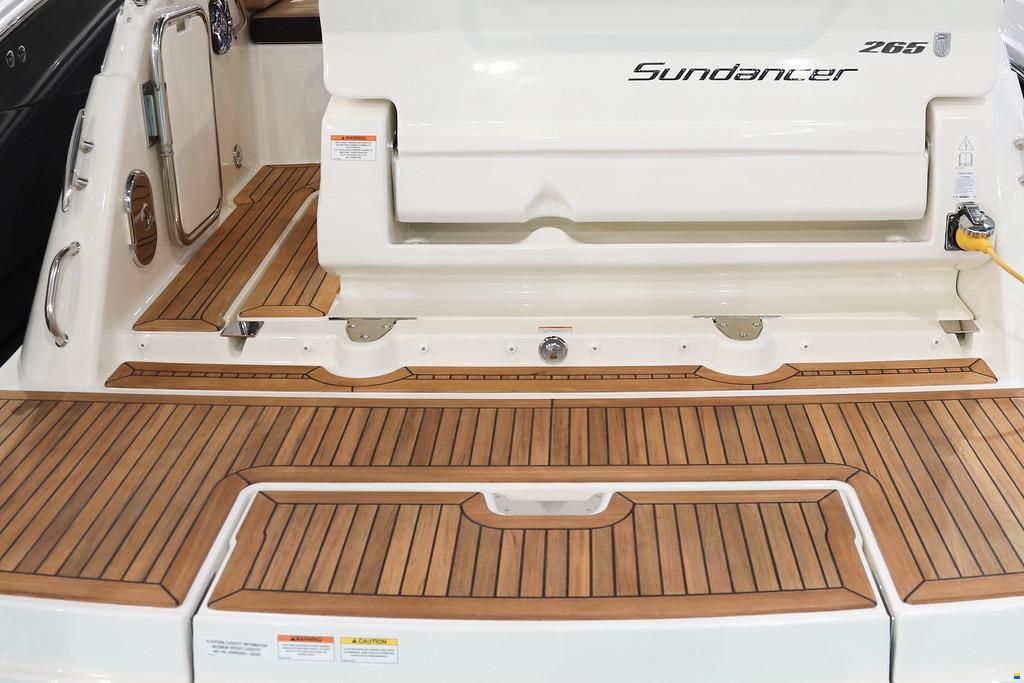 Sea Ray Sundancer (DAE) 265 & Trailer