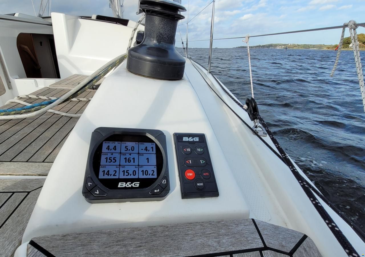 Hanse 345