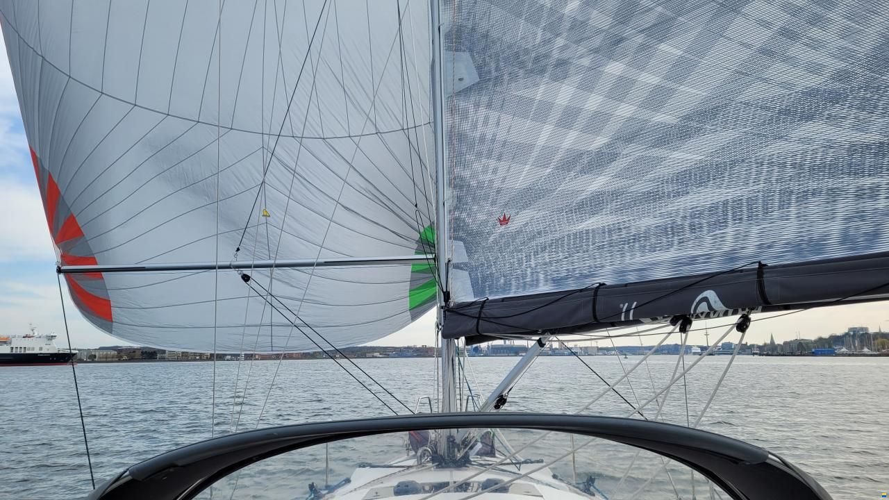 Hanse 345