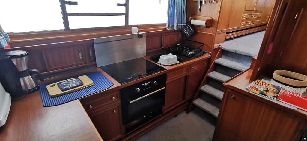 Bootswerft-Brauer-B&uuml;tzfleth 48 Pilothouse