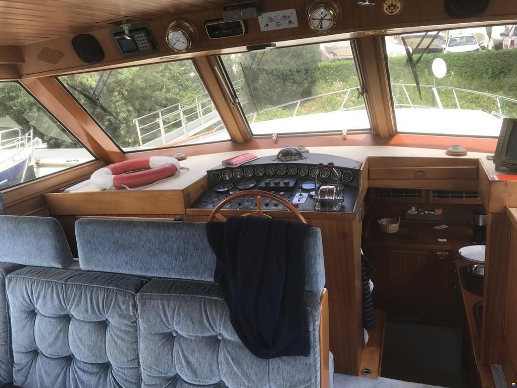 Bootswerft-Brauer-B&uuml;tzfleth 48 Pilothouse
