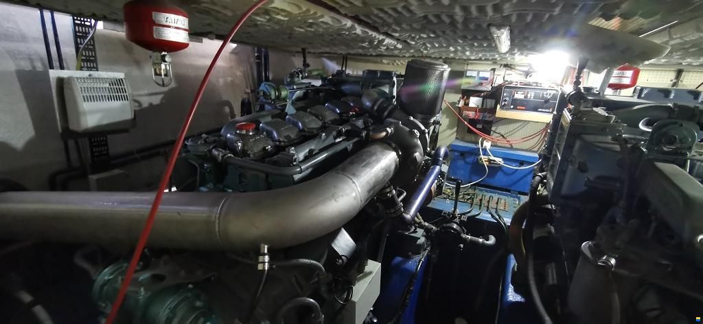 Bootswerft-Brauer-B&uuml;tzfleth 48 Pilothouse