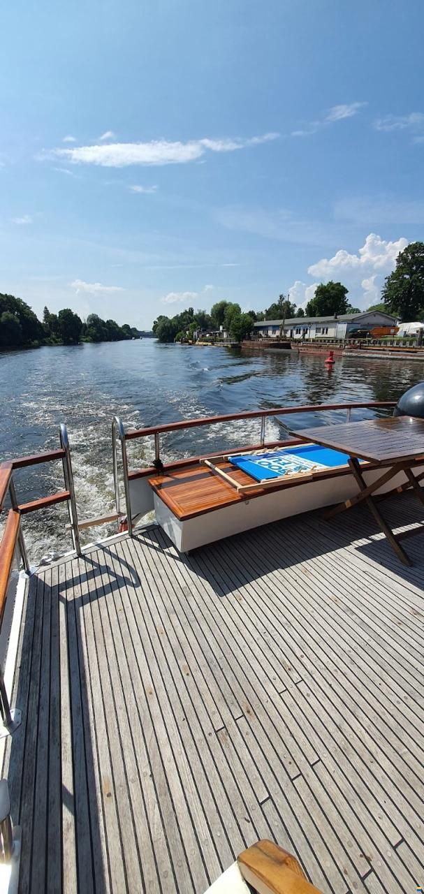 Bootswerft-Brauer-B&uuml;tzfleth 48 Pilothouse