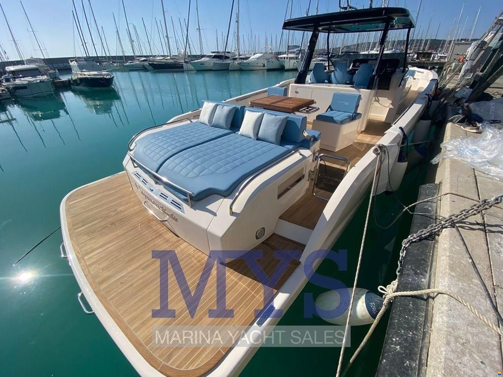 Cayman 400 WA