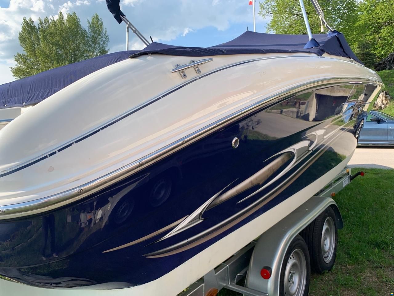 Sea Ray 240 Overnighter