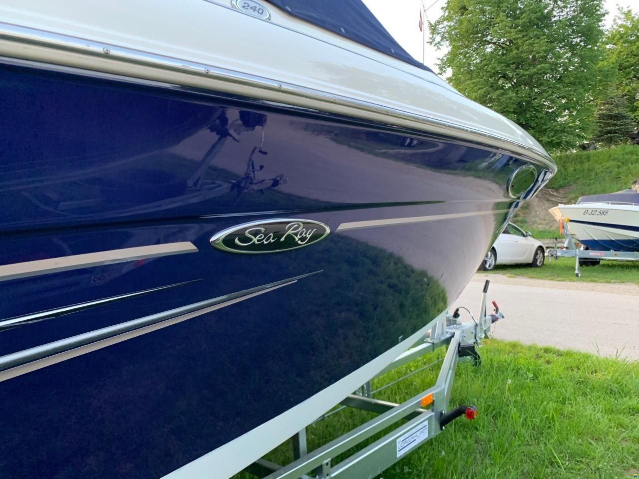 Sea Ray 240 Overnighter