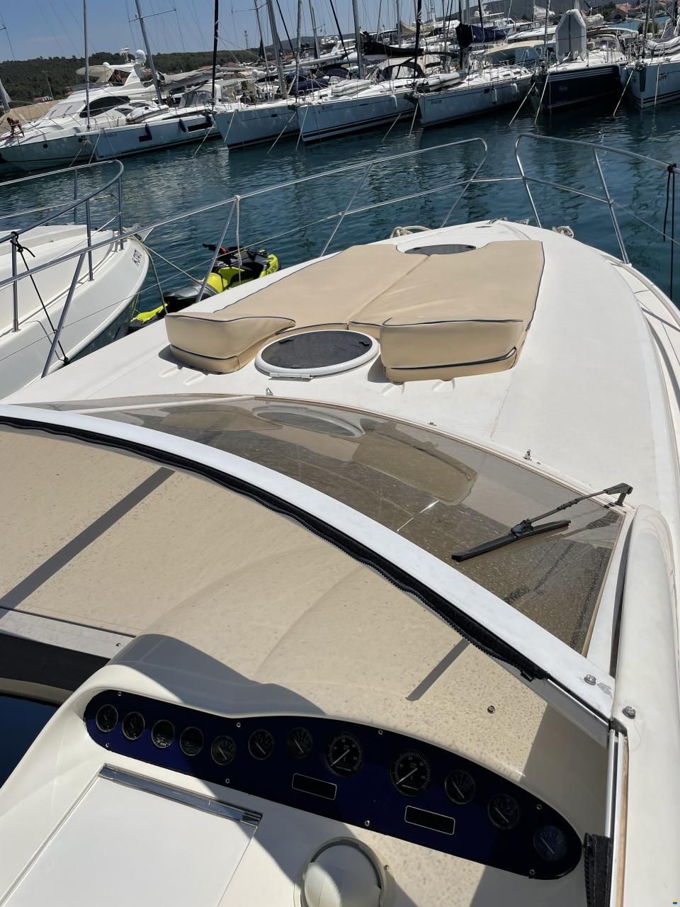 Princess V42
