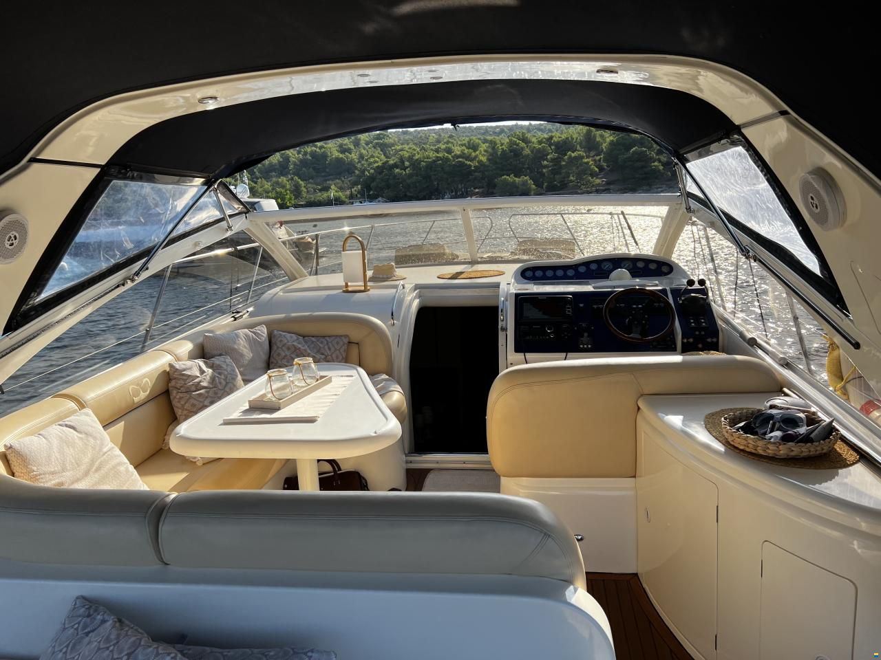 Princess V42