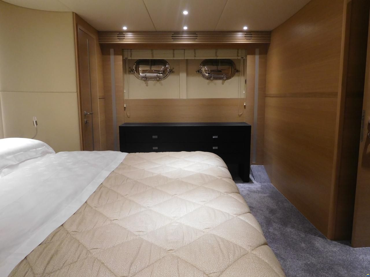Tecnomar Velvet 83