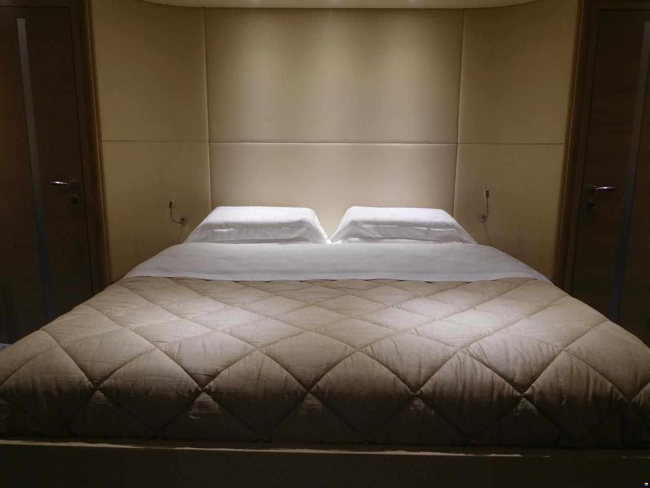 Tecnomar Velvet 83