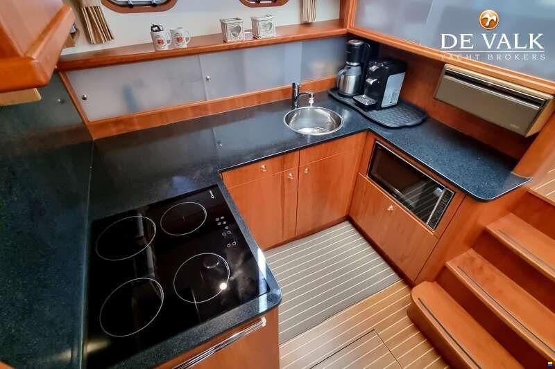 Vischer Yachting Custom 125AC