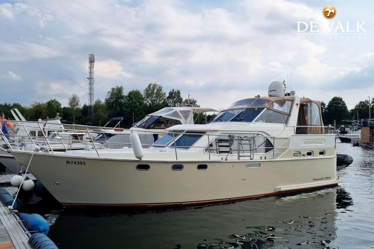 Vischer Yachting Custom 125AC
