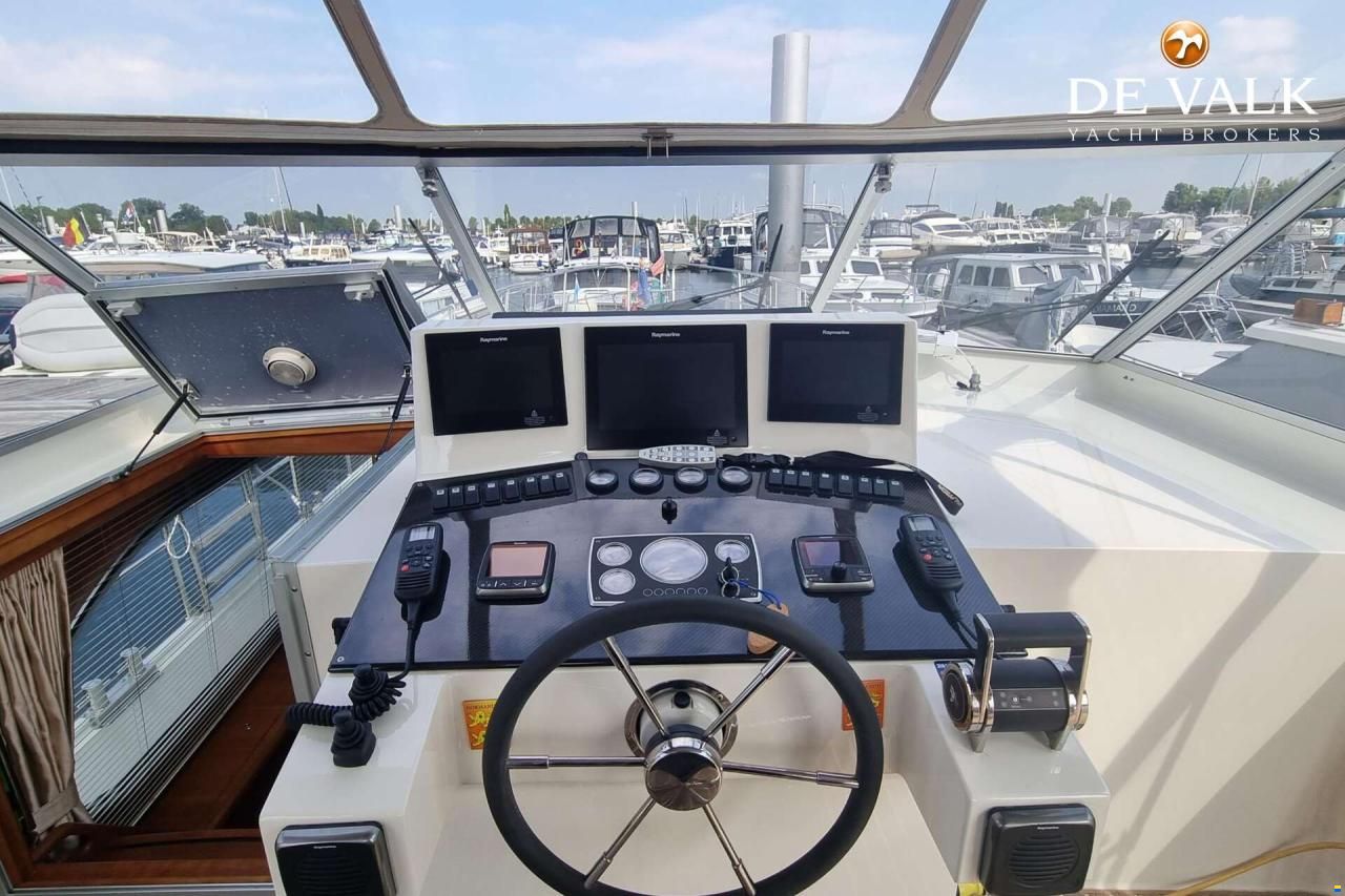Vischer Yachting Custom 125AC
