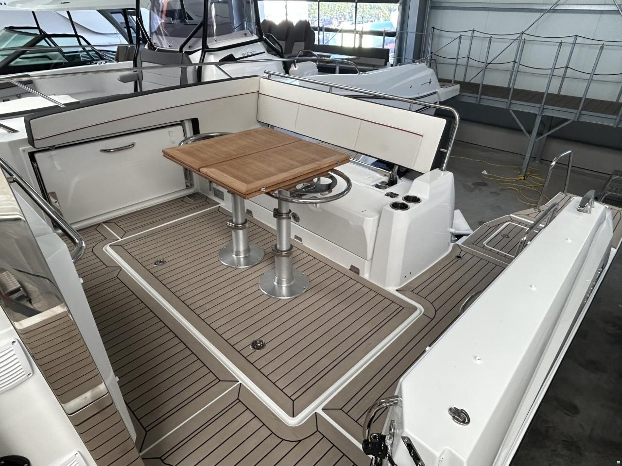 Jeanneau Cap Camarat 10.5 WA S2