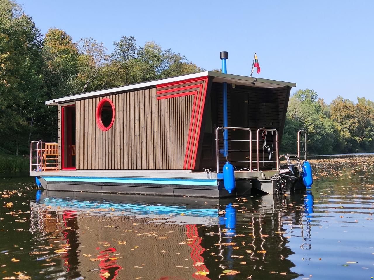 Nordic Season Houseboat NS 32 Eco 18m2