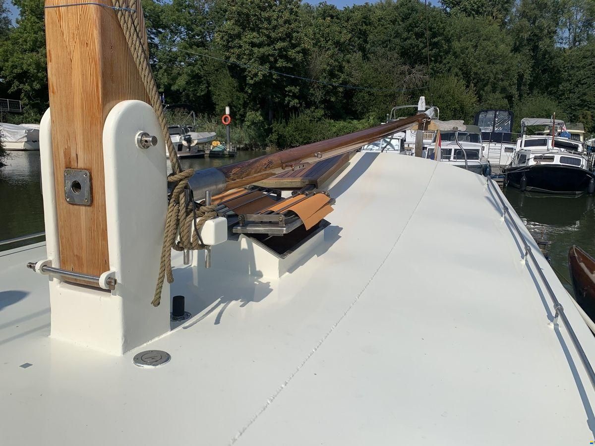 Zeeschouw 1000