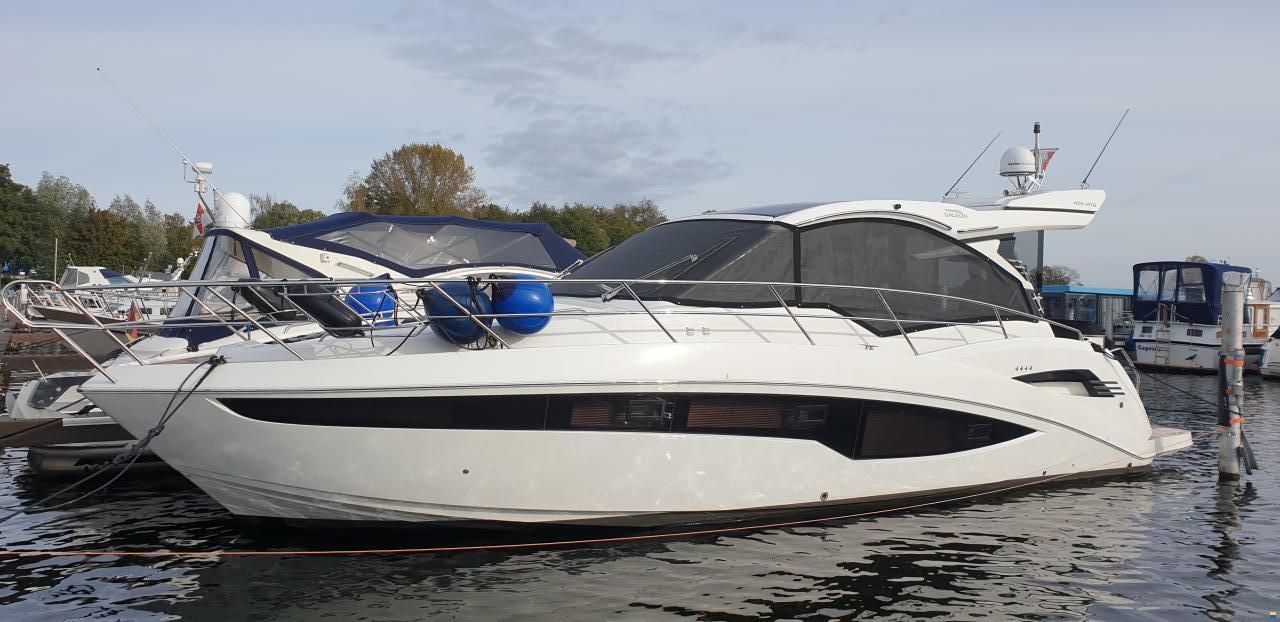 Galeon 425 HTS