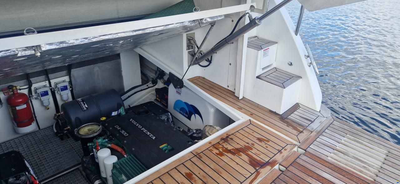 Galeon 425 HTS