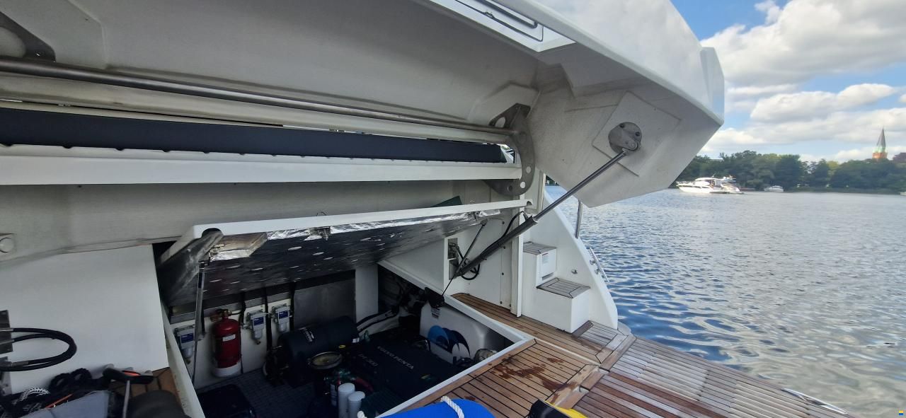 Galeon 425 HTS