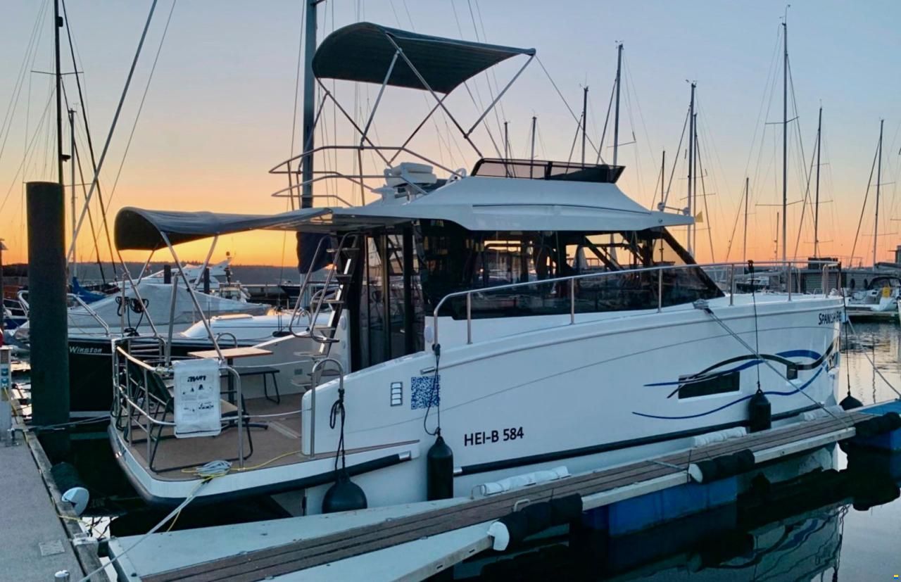Cobra Futura 36 Fly