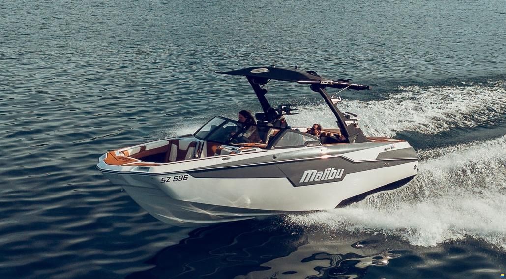 Malibu M220
