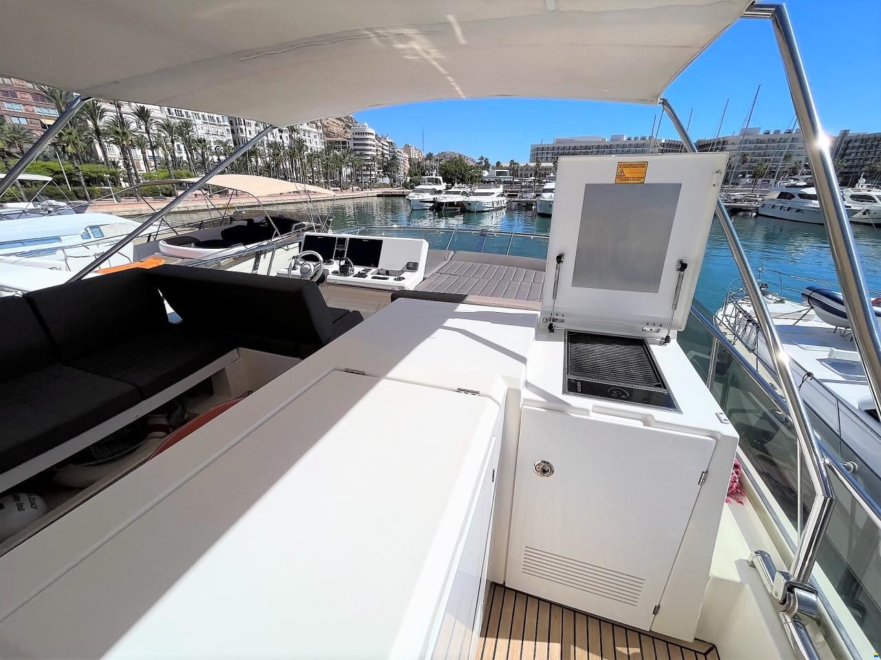 Jeanneau Prestige 630
