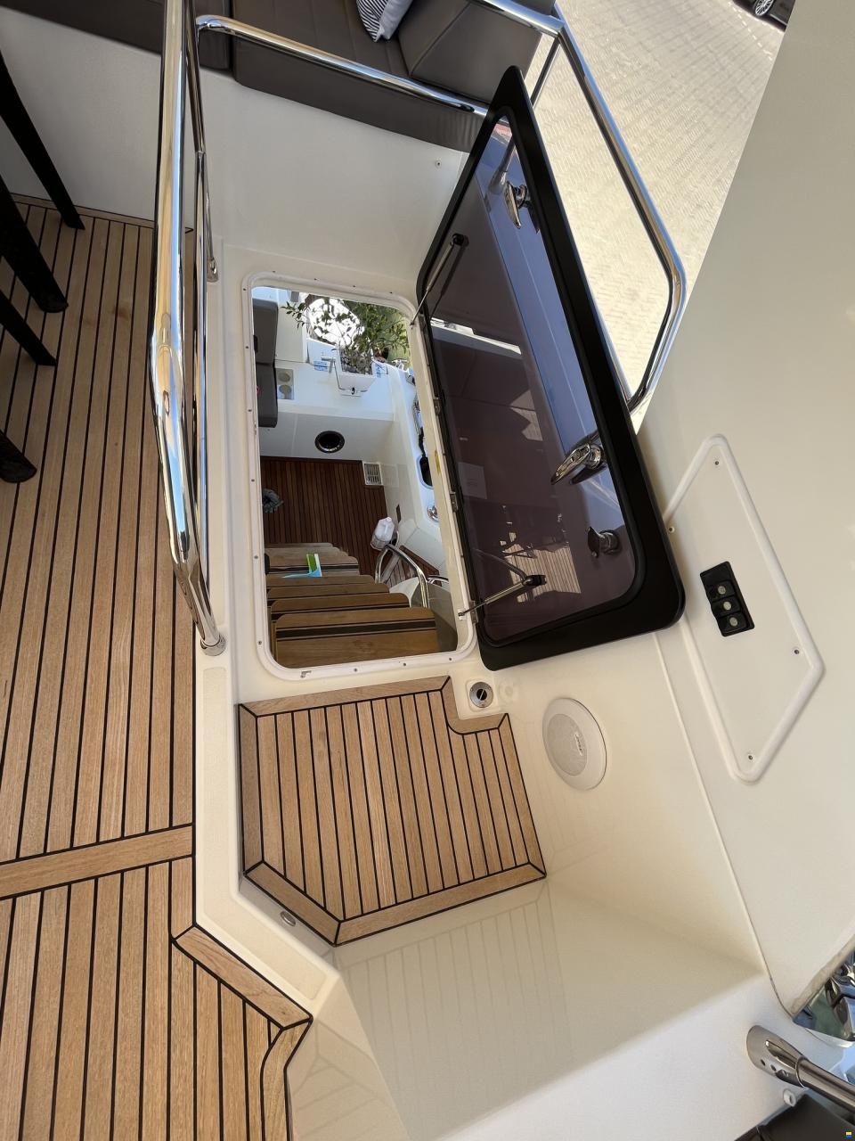 Jeanneau Prestige 630