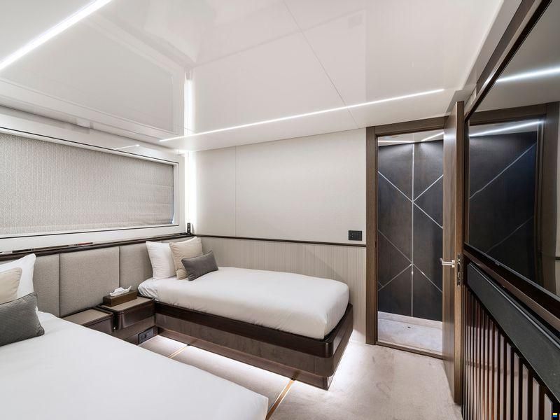 Sunseeker 90 Ocean