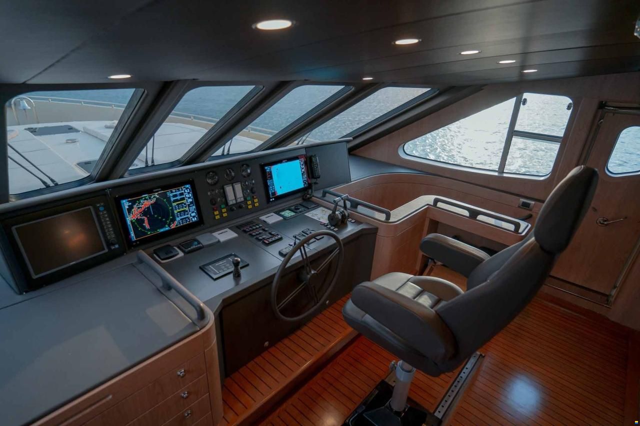 Oceanco 25M - REFIT !!