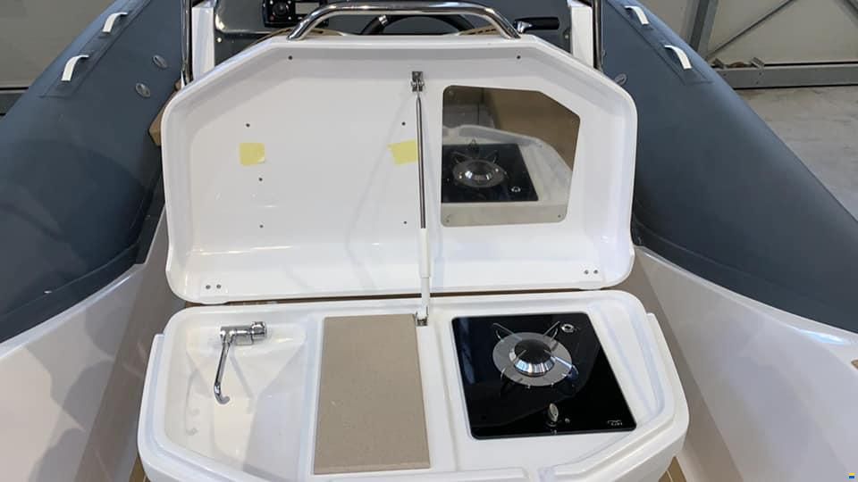 Salpa Soleil 26 + Honda BF200