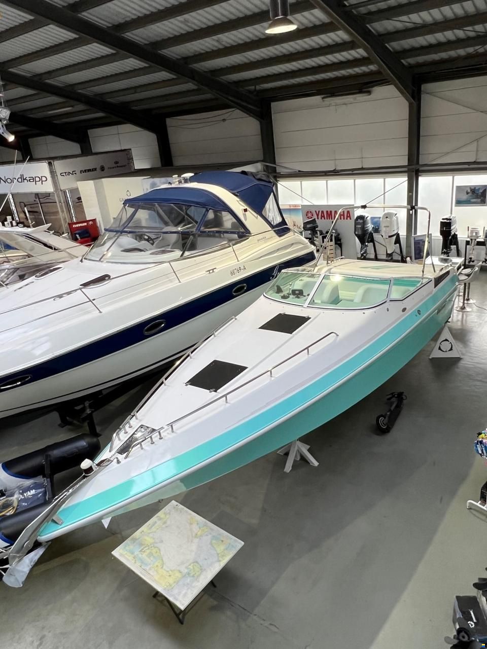 Sea Ray Envision 29 Concept Mint Edition