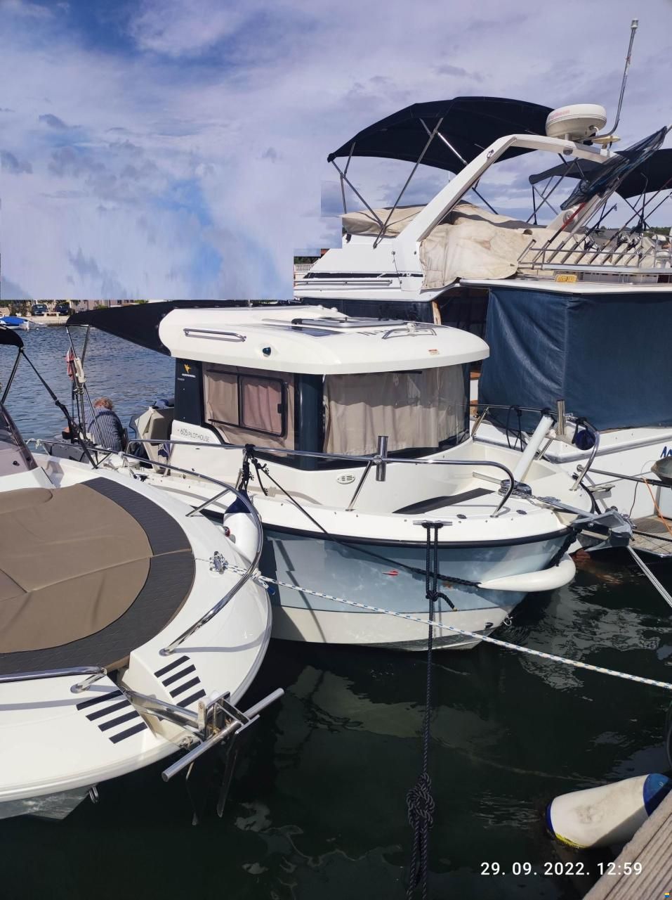 Quicksilver 605 Pilothouse