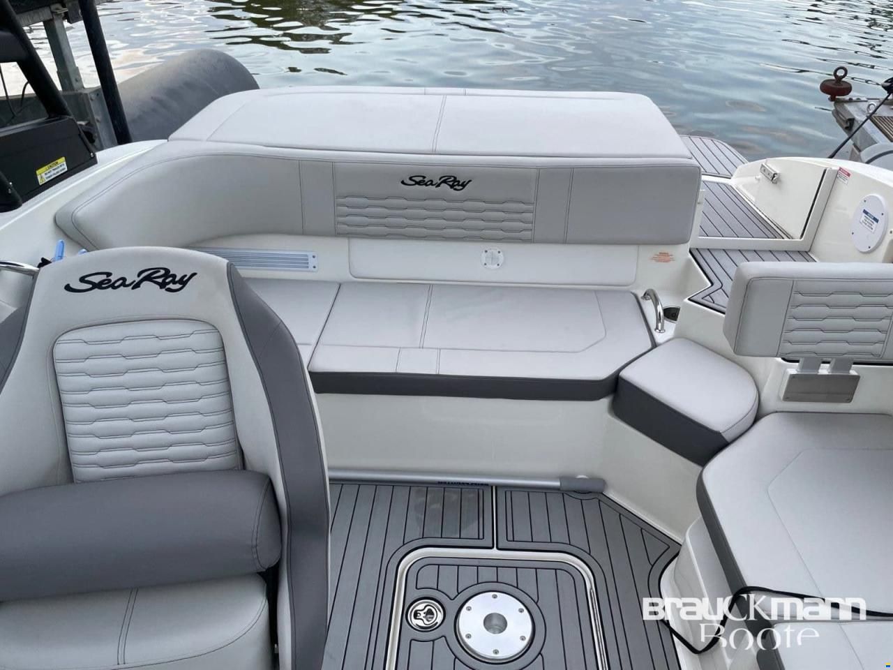Sea Ray 190 SPX WBT