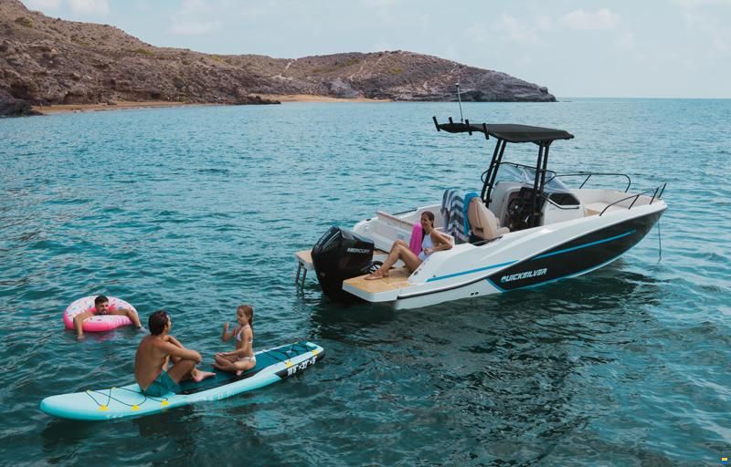 Quicksilver Activ 705 Open