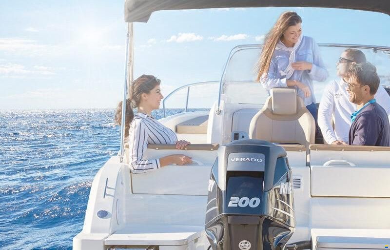 Quicksilver Activ 675 Sundeck