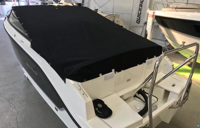 Quicksilver Activ 605 Bowrider