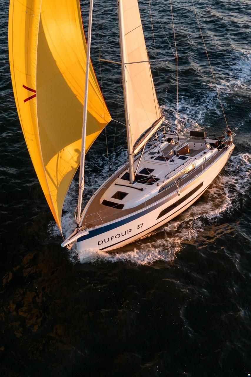 Dufour 37