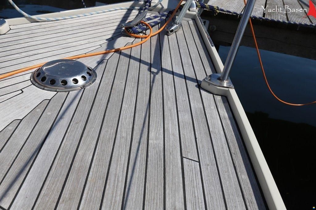 Compass 31
