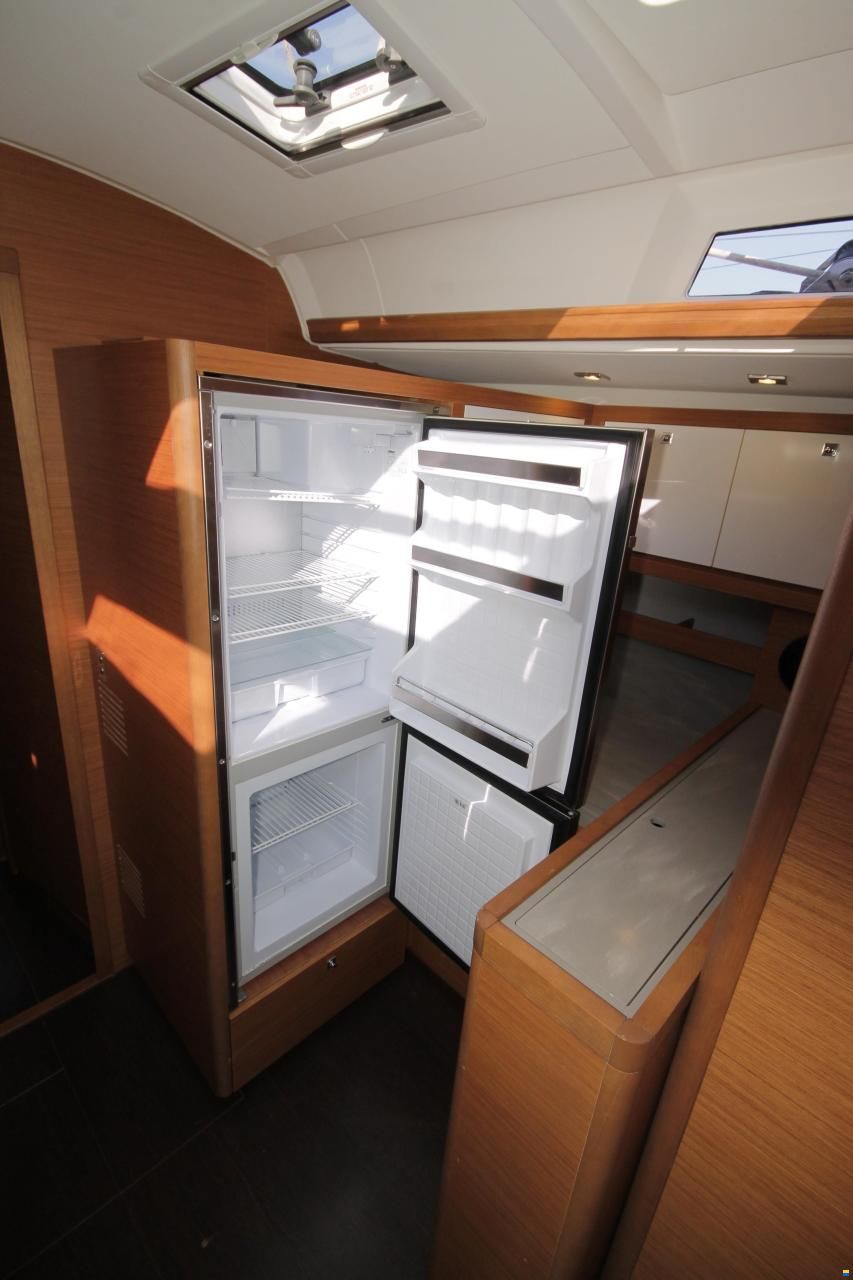 Dufour 530