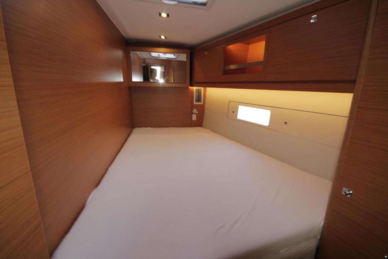 Dufour 530